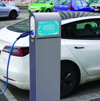Recharge voiture électrique borne VOLTI