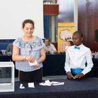 Dépouillement des votes pour l'élection de l'enfant maire